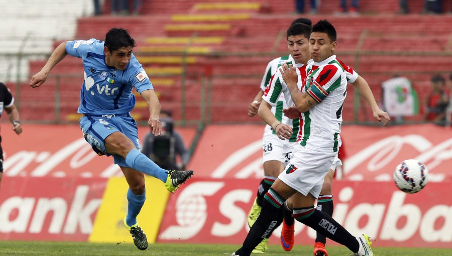 Palestino suma otro triunfo y mantiene viva la ilusión de darle caza a Colo Colo