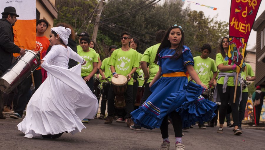 Carnaval Mil Tambores se desarrolla este fin de semana en Valparaíso