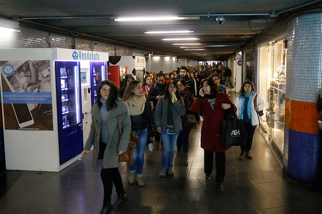 Protesta en vías del Metro obligó a suspender servicio en Línea 1