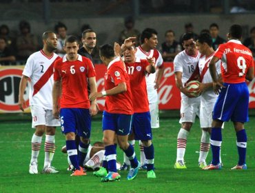 Hinchas peruanos llaman a repetir campaña para incomodar a la Roja en Lima