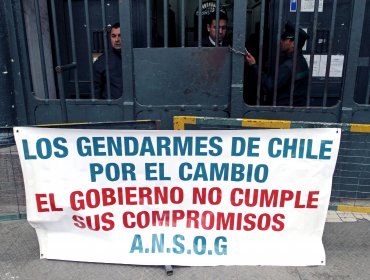 Más gremios de Gendarmería se suman a la paralización de los suboficiales