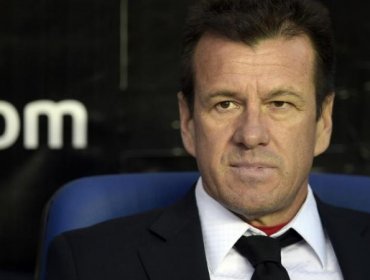 Dunga ya tendría definida la oncena de Brasil para enfrentar a la Roja