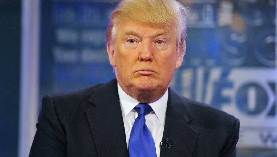 Julio Iglesias: "Donald Trump es un payaso"