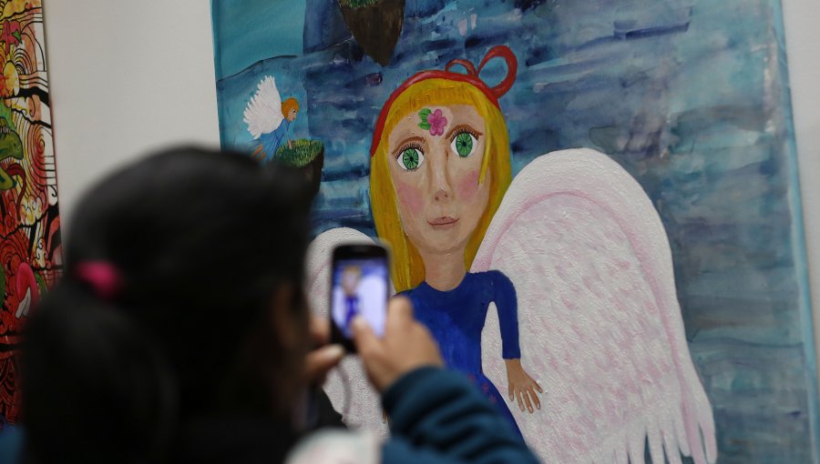 Obras de niños de la Teletón se exhiben en Sala de Arte CCU