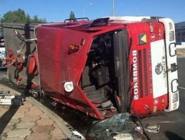 Quince muertos y 14 heridos al chocar bus y camión de bomberos en Honduras