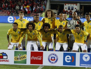 Brasil solidario: Donó camisetas en beneficio a damnificados del terremoto