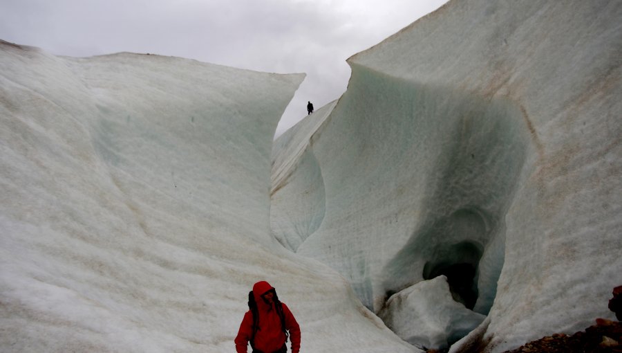 Descubren un sistema de drenaje de lago bajo capa de hielo en Groenlandia