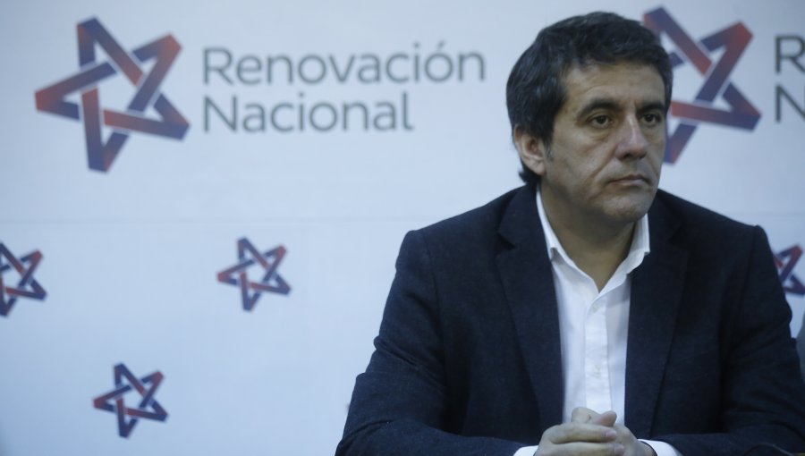 Parlamentarios de oposición aseguran que querellas del SII son para perjudicar a la derecha