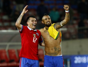 Sampaoli confirma a Medel y Vidal para jugar ante Perú