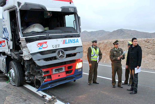 Un hombre murió en colisión de dos camiones en las cercanías de Copiapó