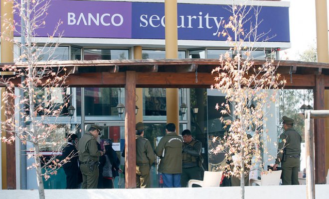 Roban más de 160 millones de pesos desde banco Security en Viña del Mar