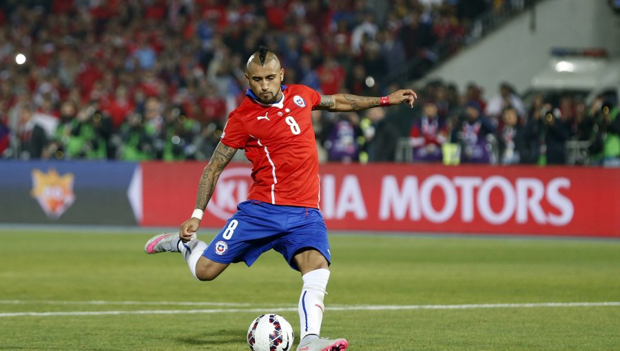 Arturo Vidal a Perú: "Para enfrentar al campeón deben tener algo más que pifias"