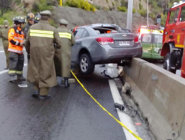 Viña del Mar: Una persona fallecida y tres lesionadas deja un fatal accidente en Ruta Las Palmas