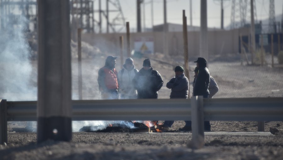 Denuncian a Codelco y a empresas contratistas por prácticas antisindicales