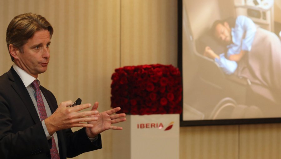 Iberia presenta en Perú su nueva imagen de marca y sus cabinas modernizadas