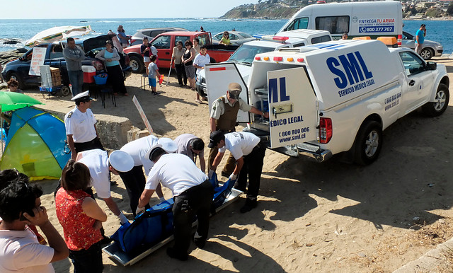 Una joven murió tras caer 10 metros en roqueríos de playa en Cobquecura