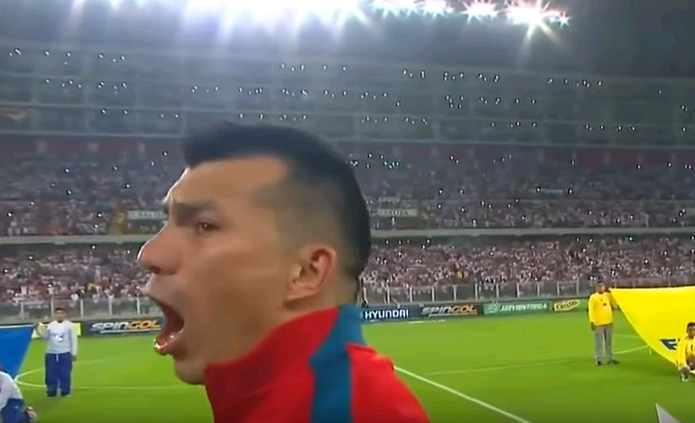 De Alto calibre: La feroz respuesta Gary Medel a los peruano que pifiaron el himno