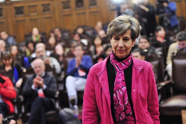 Presidenta del PS Isabel Allende: "Los senadores tenemos grados de complejidad"