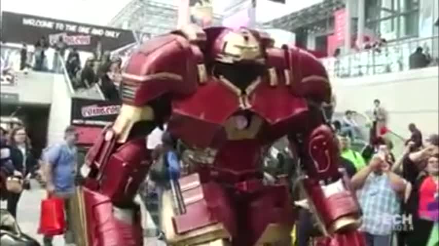 Video: Iron Man Hulkbuster revoluciono la Comic Con de Nueva York