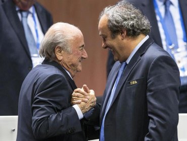 Blatter dice que el pago que hizo a Platini fue "un acuerdo de caballeros"