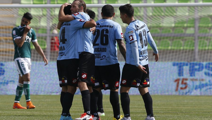 Iquique rescata agónico empate 2-2 ante Wanderers en Valparaíso