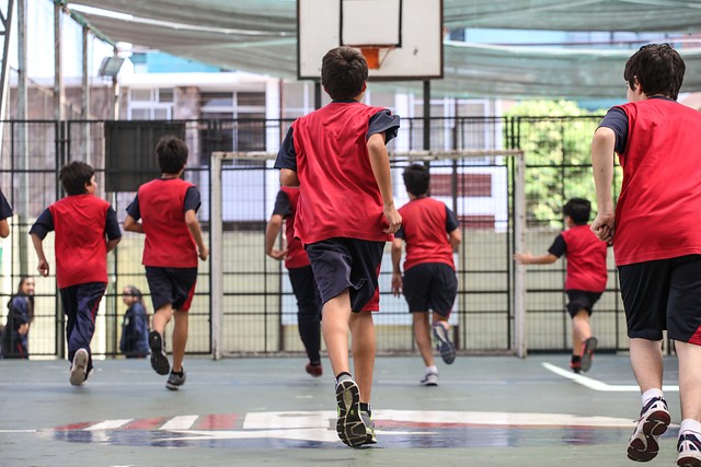 Simce Educación Física: 4 de cada 10 alumnos tiene sobrepeso u obesidad