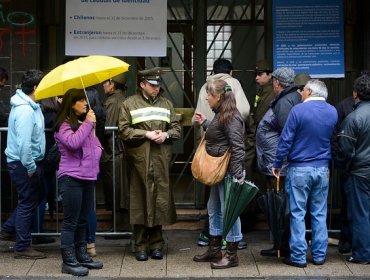 Gobierno no conversará con trabajadores del Registro Civil si siguen en paro