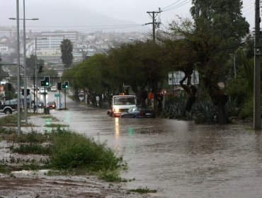 Lluvias declinarían por la noche: Situación más complicada está en El Elqui