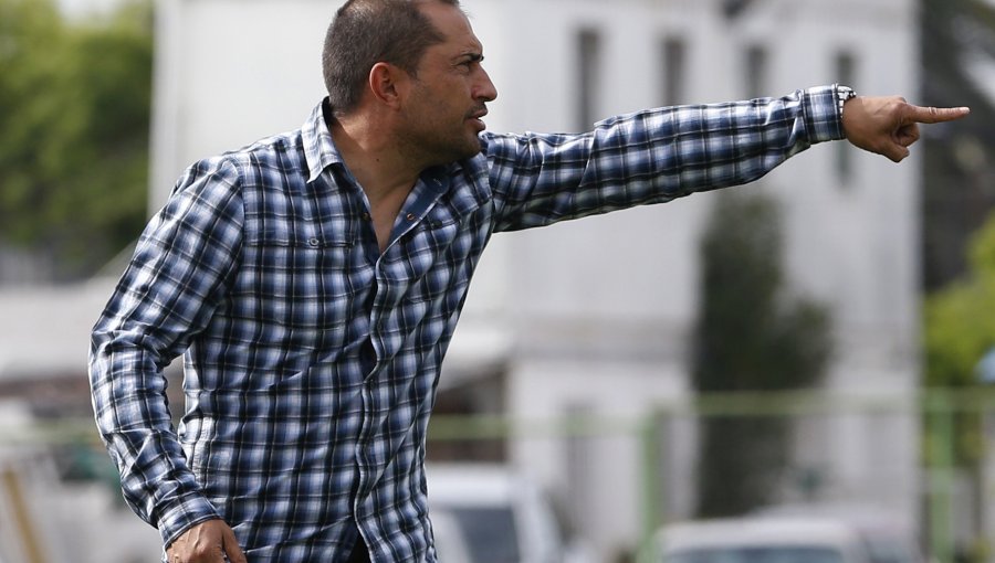 Primera B: Mauricio Pozo no va más como técnico de Santiago Morning