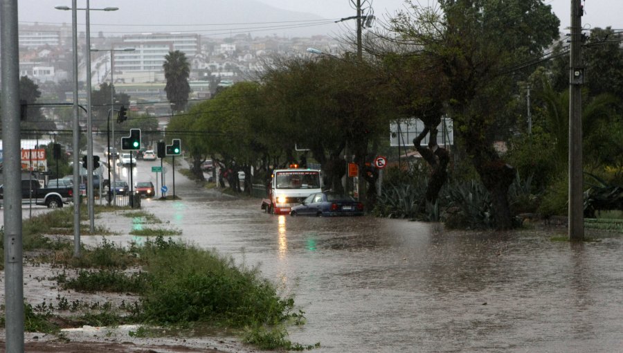 Lluvias declinarían por la noche: Situación más complicada está en El Elqui