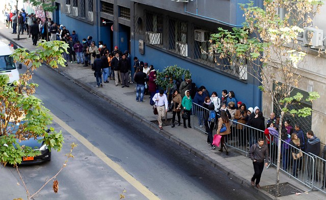 Paro Registro Civil: Gobernador de Iquique contrae matrimonio