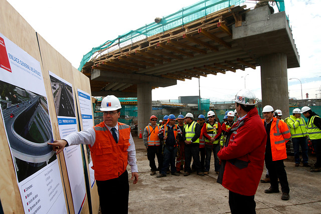 Construcción de Enlace General Velásquez en Renca completa avance de 61%