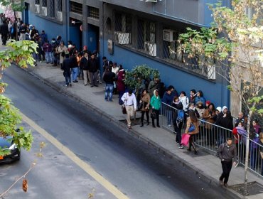 Paro Registro Civil: Gobernador de Iquique contrae matrimonio