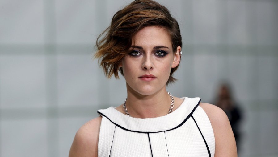 Kristen Stewart posa desnuda para fotógrafo peruano