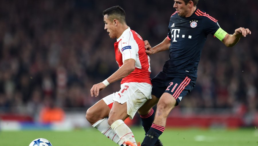 Alexis y el Arsenal se impusieron por 2 a 0 ante el Bayern de Vidal