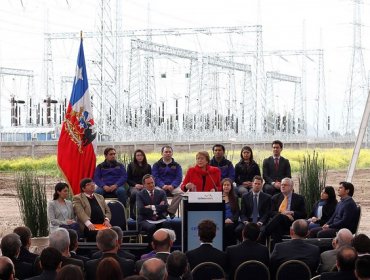 Presidenta Bachelet inauguró línea de transmisión Ancoa-Alto Jahuel