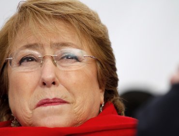 Presidenta Bachelet visitó obras en el muelle Puerto Ibáñez en el lago Carrera