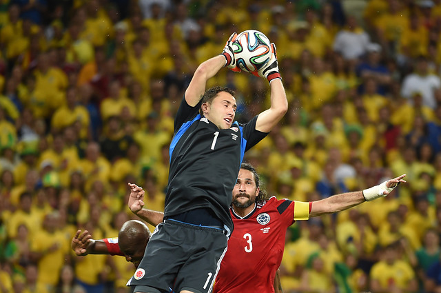 Arsenal anunció lesión de Ospina y es duda en Colombia para duelo con Chile