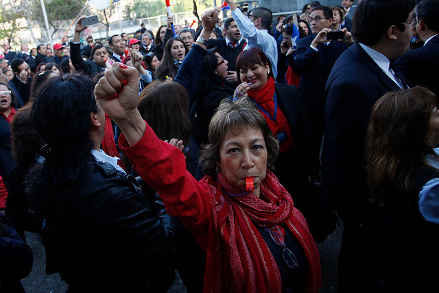 Huelguistas del Registro Civil presentan recurso de amparo contra la Intendencia