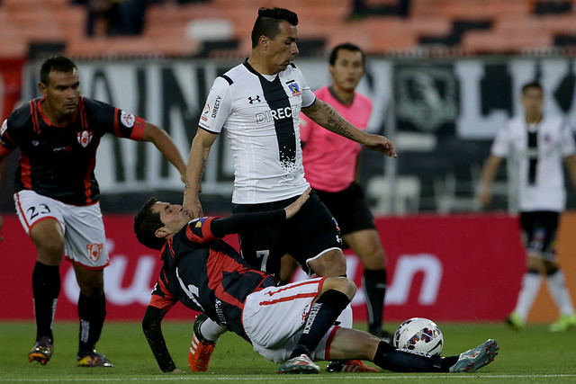 Copa Chile: Colo Colo empató ante Copiapó y avanzó a semifinales sin Suazo