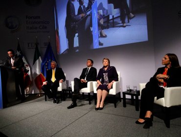 Presidentea Bachelet compartió con líder de la SOFOFA en foro Chile-Italia