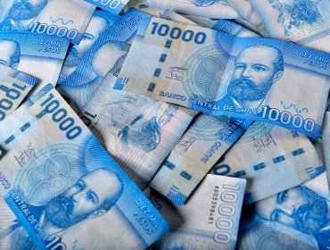 El peso chileno se aprecia un 0,63 % frente al dólar estadounidense