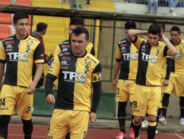 Primera B: Coquimbo sigue colista al empatar ante Ñublense en La Pampilla