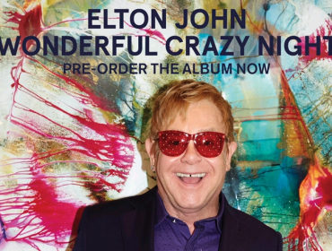 Elton John estrena Looking up, primer single de su nuevo disco