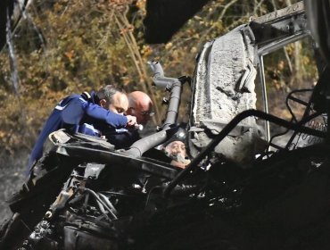 Extraen los cuatro primeros cuerpos del bus siniestrado en Francia