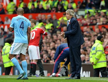 El City de Pellegrini igualó en el clásico de Manchester y sigue de líder