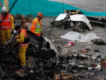 Sube a siete la cifra de fallecidos por caída de avión en Bogotá