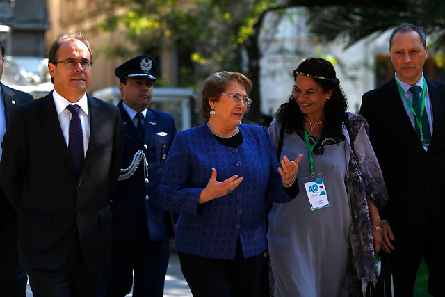 Presidenta manifestó que "debemos asegurar el carácter de bien público del agua"