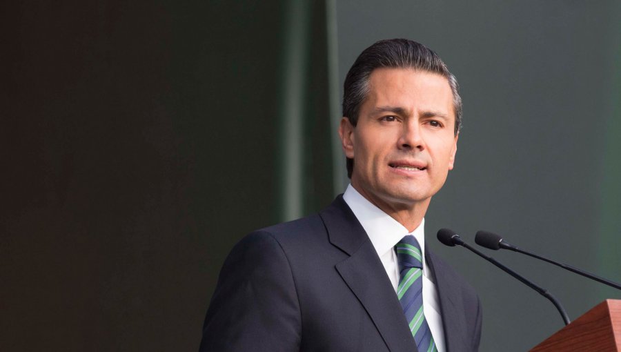 Peña Nieto dice que fe y energía positiva evitaron desastre por Patricia