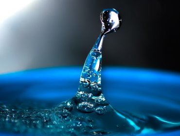 Los beneficios de tomar agua caliente